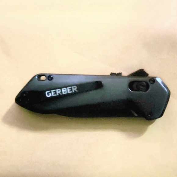 Gerber Gear Highbrow Compact, serrated spring assisted EDC. - Picture 8 of 8